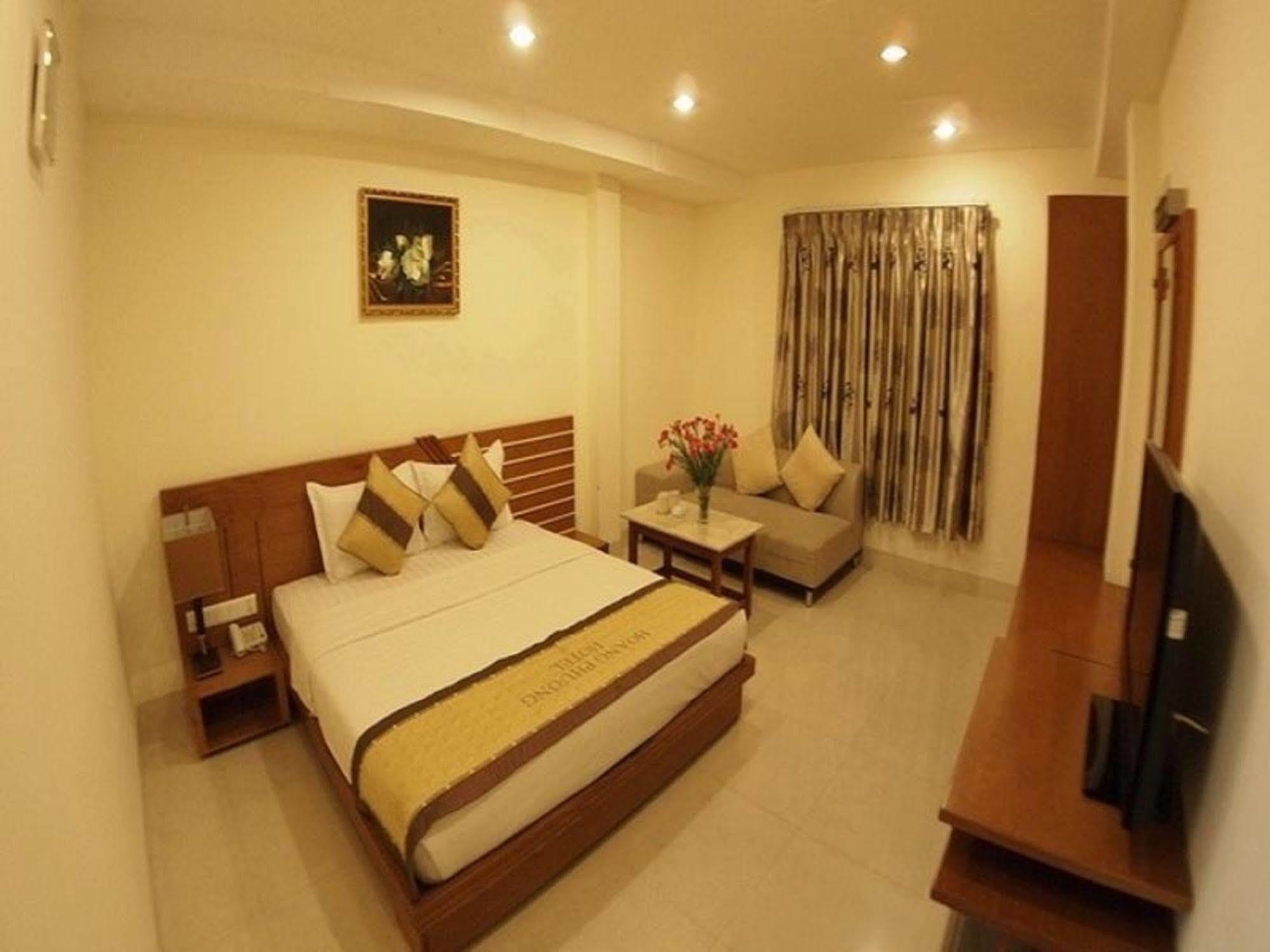 Ruby Saigon Hotel - Ben Thanh Hô Chi Minh-Ville Extérieur photo